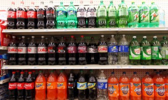 Mua bán rượu ngoại, bia ngoại sẽ rẻ như rượu bia nội?