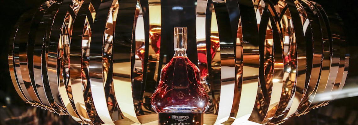 Cách phân biệt rượu Hennessy thật giả Cách phân biệt rượu Hennessy thật giả