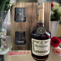 Rượu Hennessy Vs Hộp quà Tết 2022