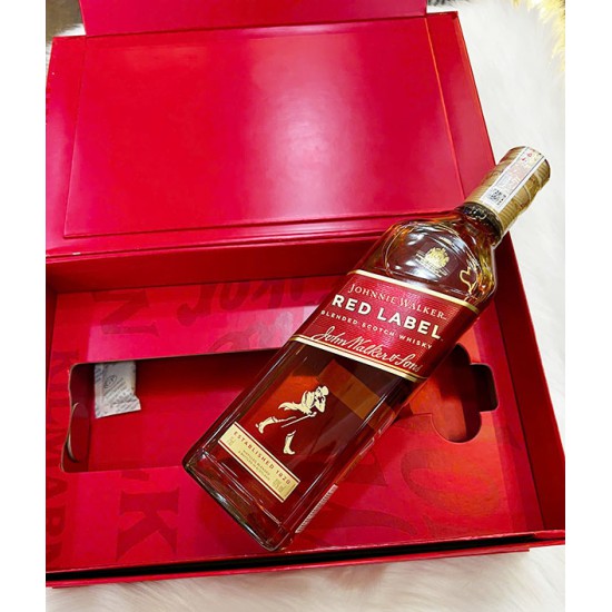 Johnnie Walker Red Label Hộp Quà Tết 2026