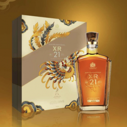 Johnnie Walker XR 21 Năm Hộp Quà Tết 2022